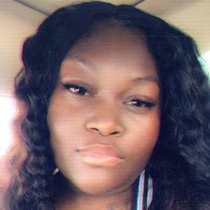 Meet your Posher, Briana